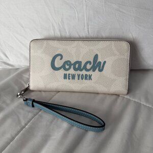 Coach Long Zip Around Wallet In Signature Canvas (Silver/Chalk/Blue)